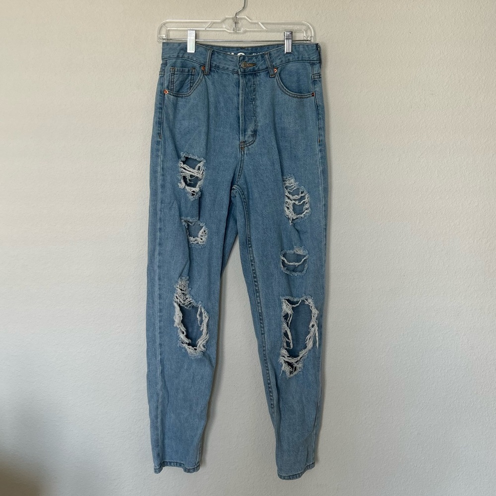 🔴 3 for $15 Mom Jeans Vintage Style Ripped Distressed Denim Size 28